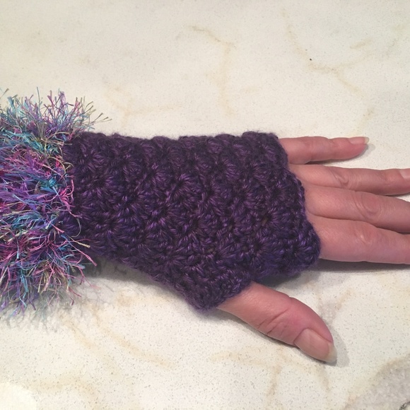 Handmade fingerless gloves